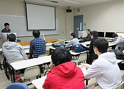 1月18日（木）、「卒業論文・ゼミナール論文発表会」を開催しました