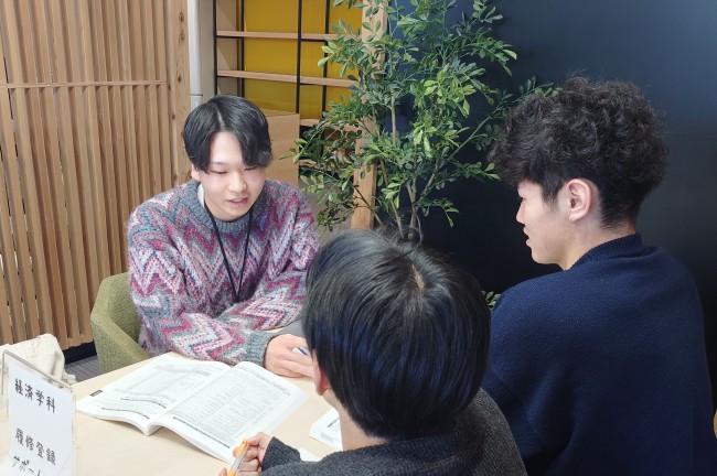 履修登録サポートの様子