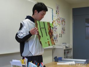 落ち葉作品の発表会