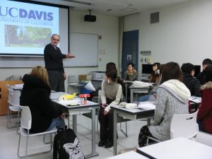 2018年度半期留学説明会が行われました