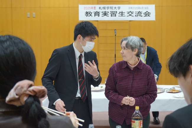 先生方も激励に駆け付けました
