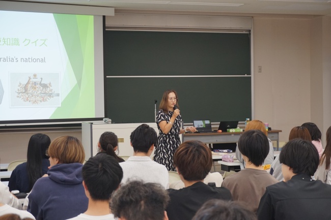 ニコルス哲子さんによる講演