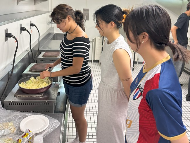 日本食を作って食べてみよう