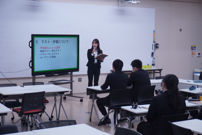 卒業生による発表