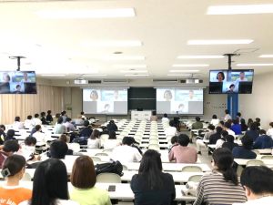 人文学部講演会の様子