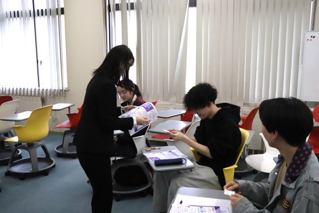 「名刺、頂戴いたします」