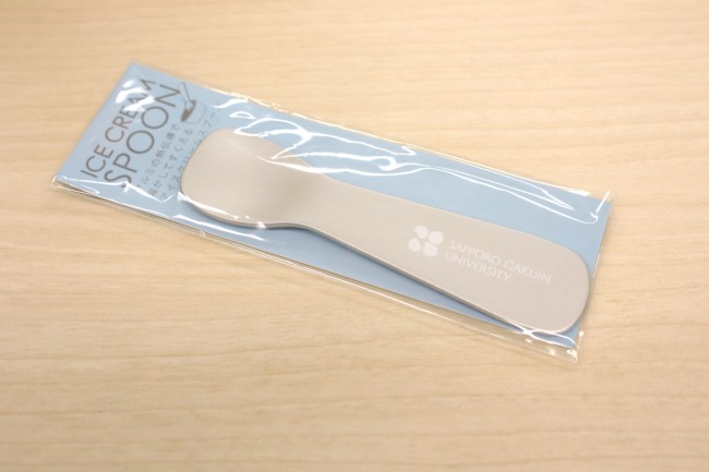 アイスクリームスプーン